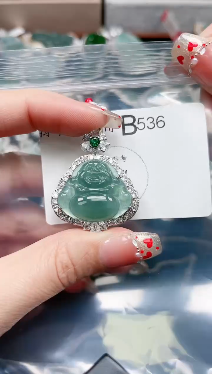 【闪购商品】翡翠颈饰未镶嵌536赠皮绳