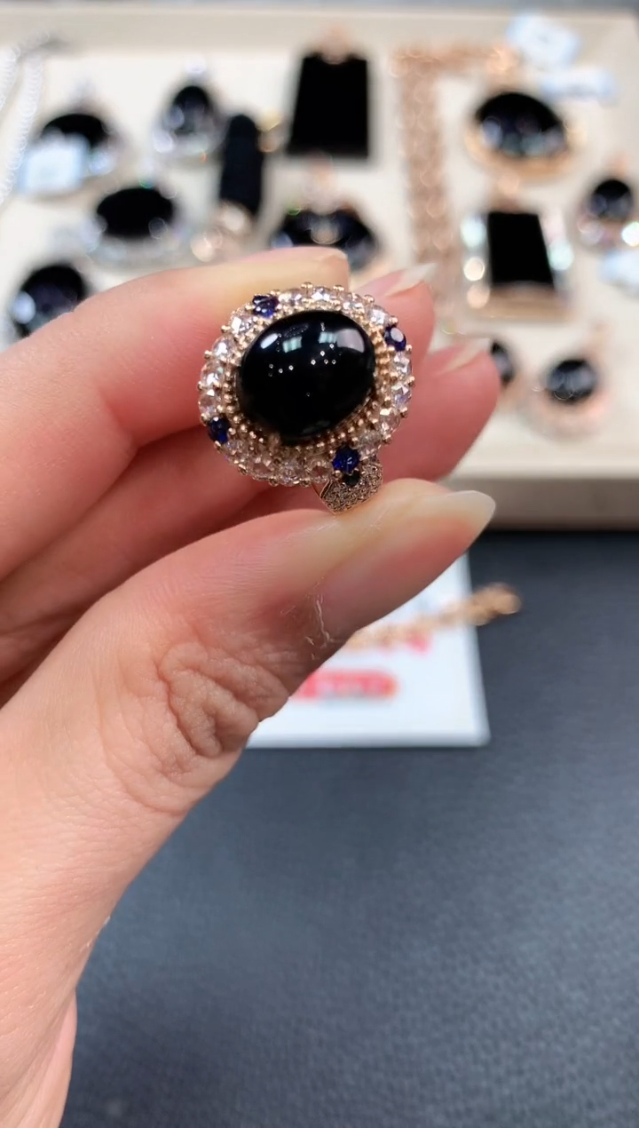 【闪购商品】翡翠戒指18K金镶嵌m56不退换