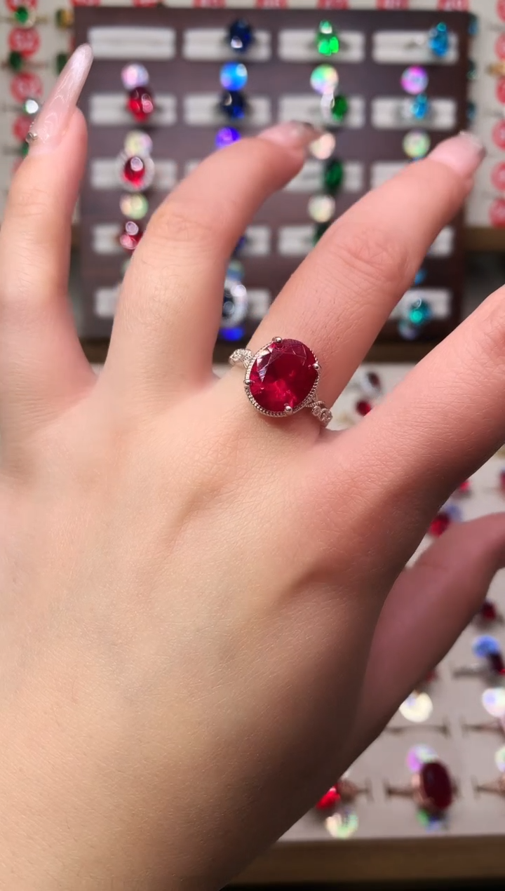 无925银典藏 轻奢 鸽血红色系10*12银托戒指