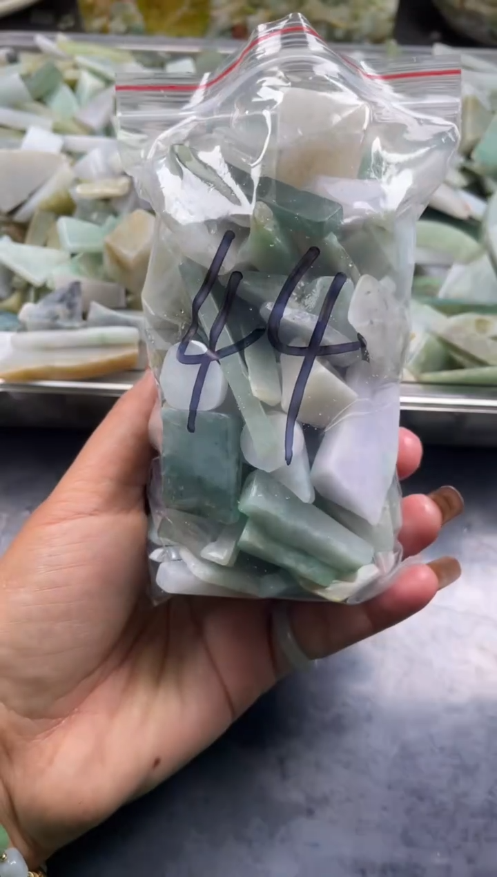 配石翡翠天然翡翠中号500克44