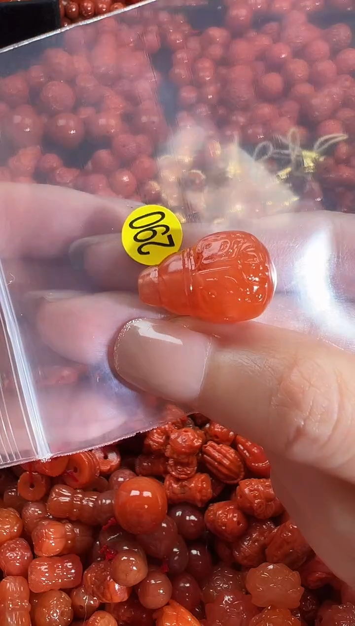 颈饰未镶嵌南红玛瑙13