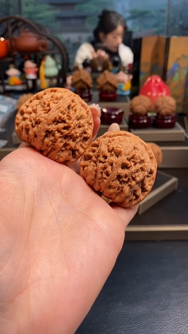 【闪购商品】文玩核桃把件F104南疆石45