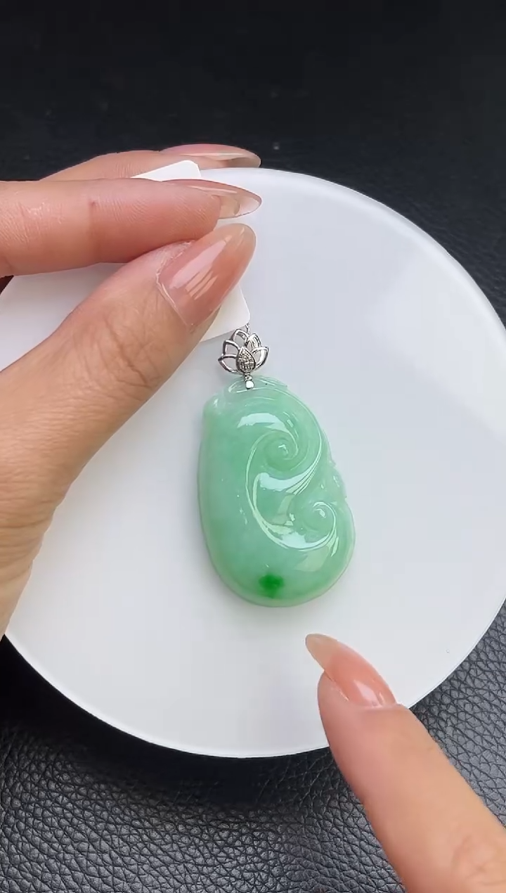 【闪购商品】翡翠颈饰18K金镶嵌YM1036-9 如意