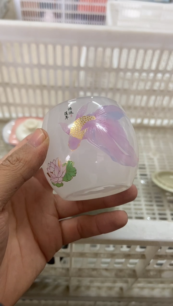 杯子瓷无运费险有瑕疵的摄影的产品有使用过的痕迹有点脏介意勿拍