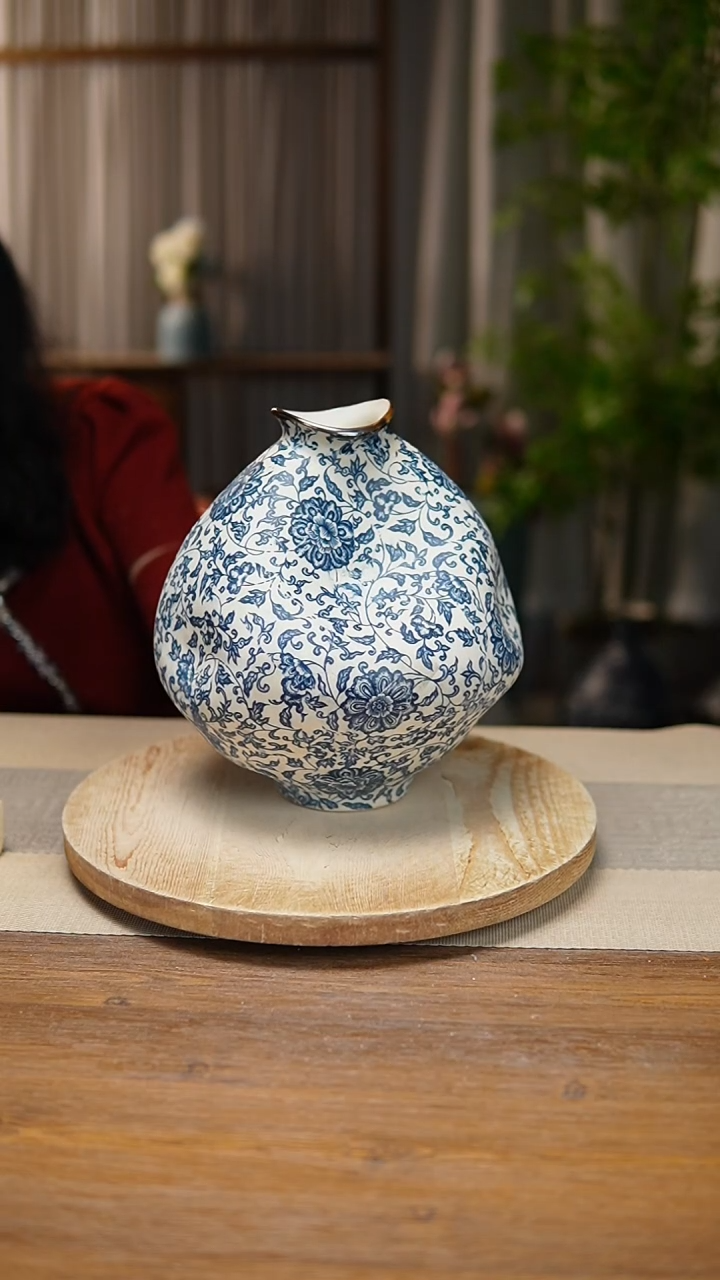 【闪购商品】陶瓷 花器青花瓷缠枝莲大肚