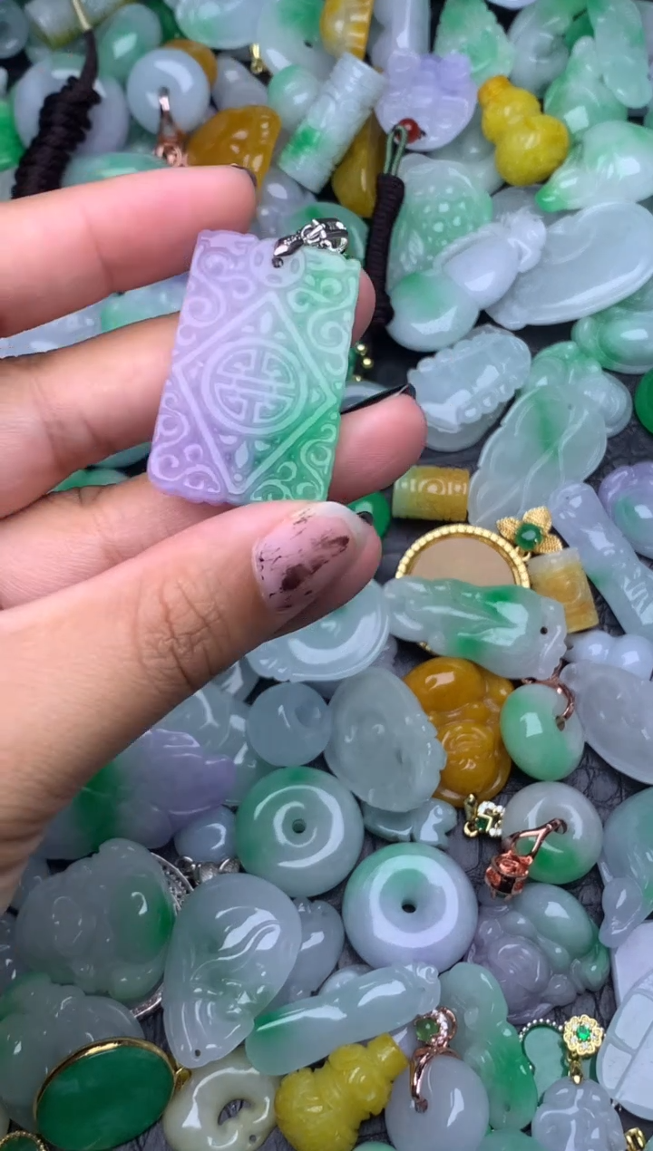 翡翠未镶嵌颈饰天然缅甸翡翠吊坠