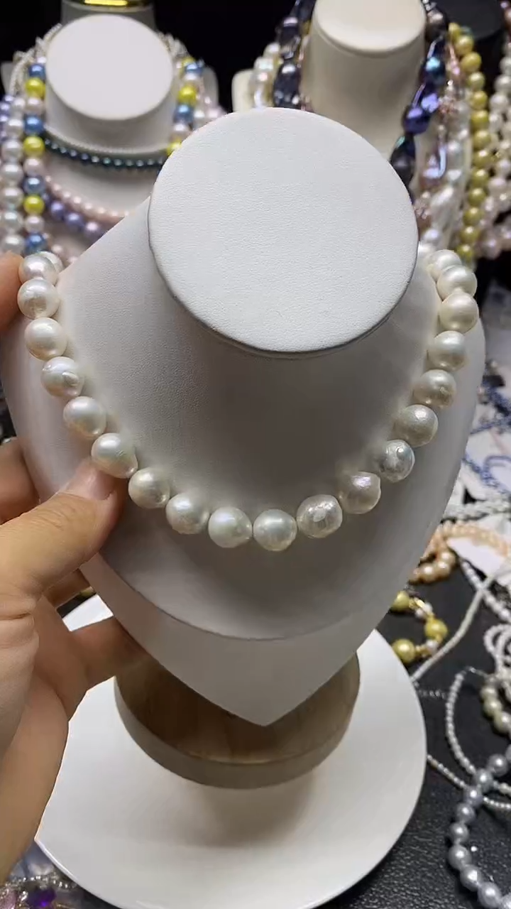 颈饰未镶嵌淡水珍珠多人