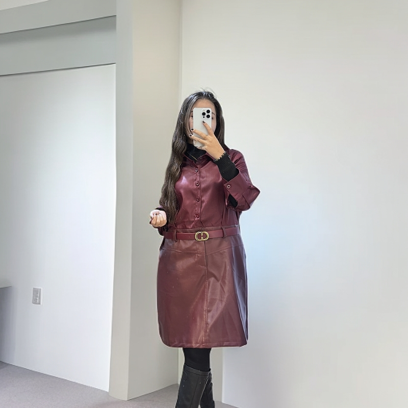 2025春秋百搭大码安哥拉红短款拼接皮衣连衣裙休闲日常款有腰带