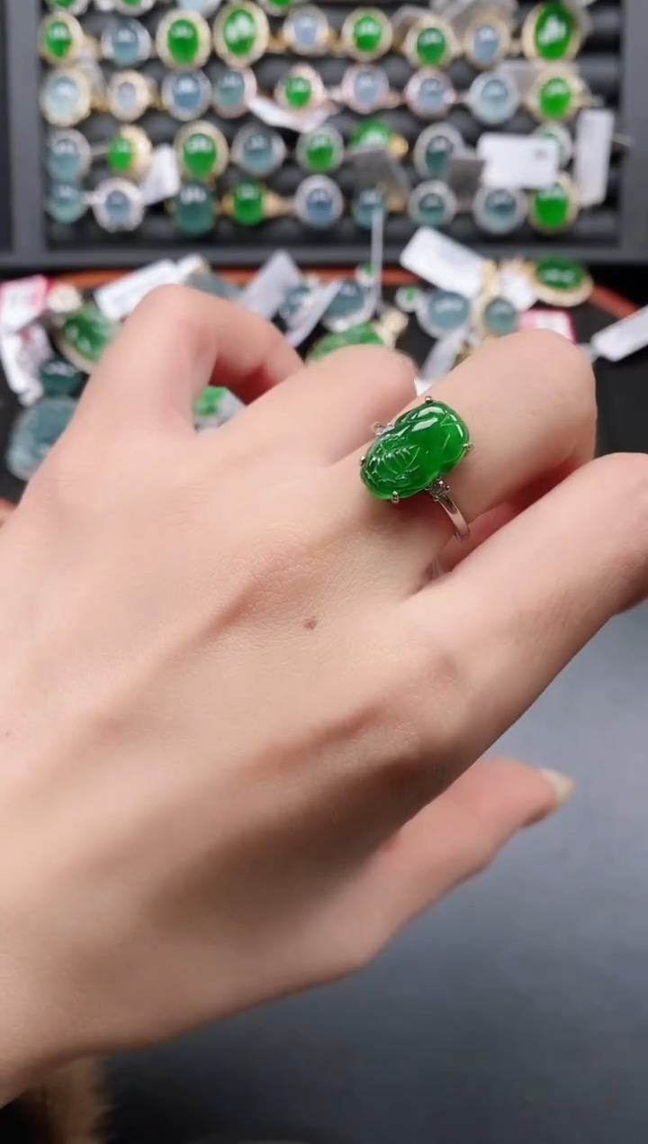 银S925镶嵌戒指翡翠1111