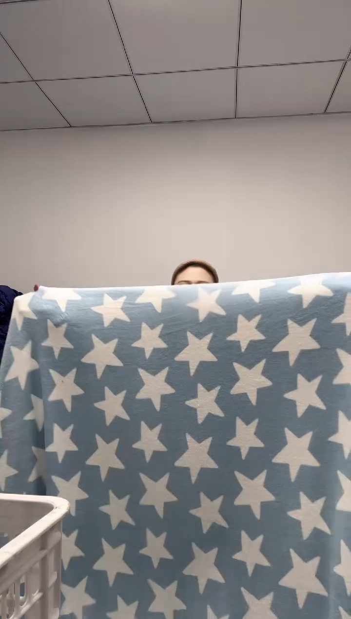 法兰绒3X1.8左右以主播介绍为准