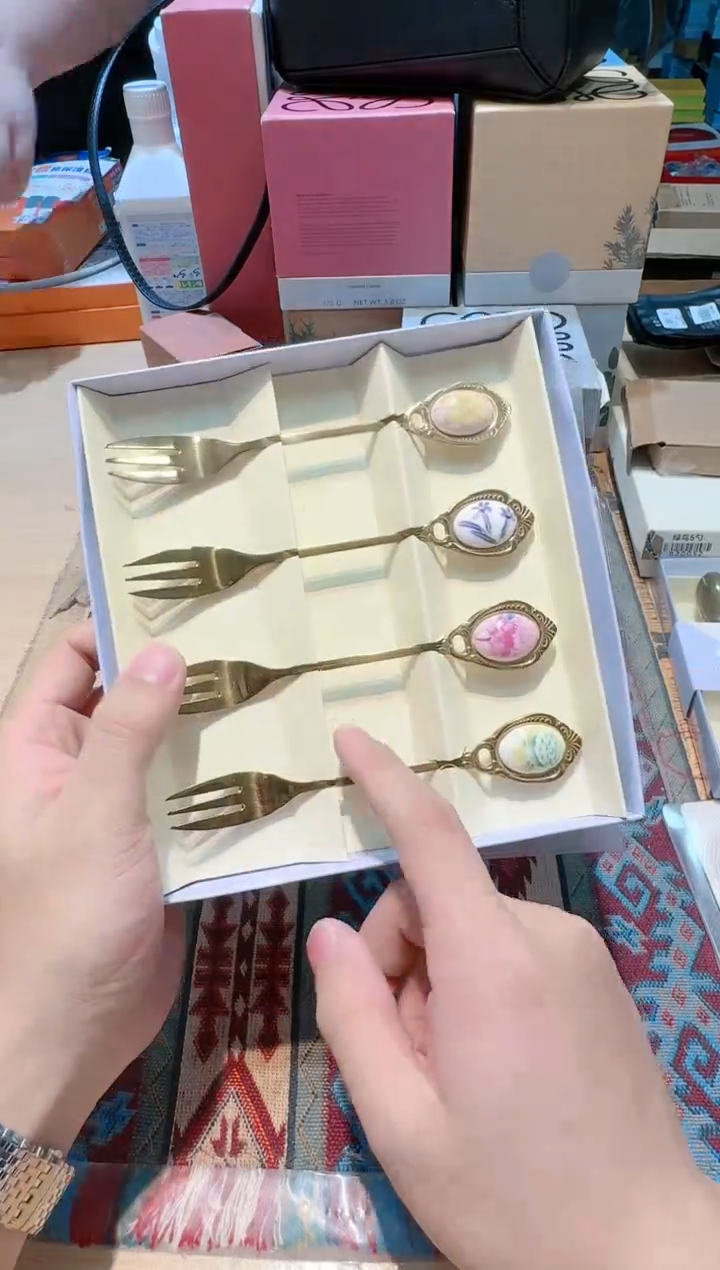 【闪购商品】瓷片111111111111111