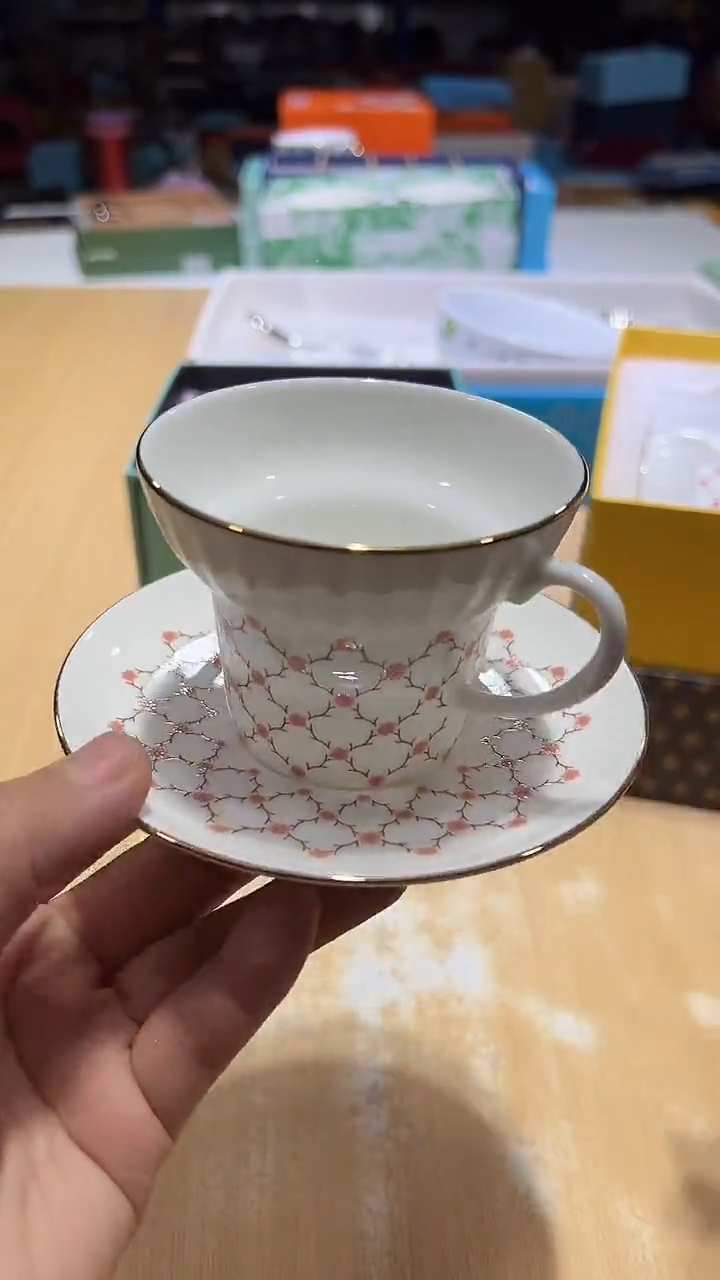 瓷片生活的本意就是开心@@1