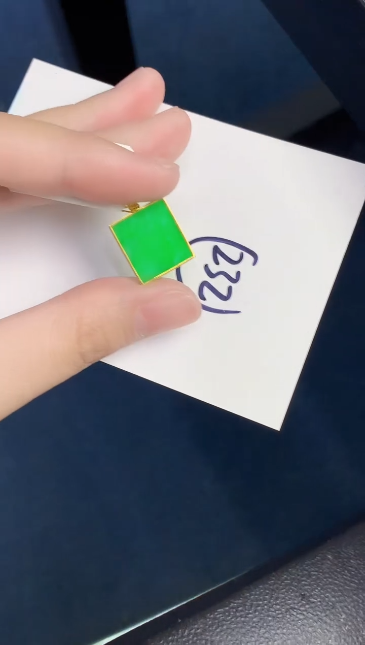 【闪购商品】翡翠颈饰18K金镶嵌000000000