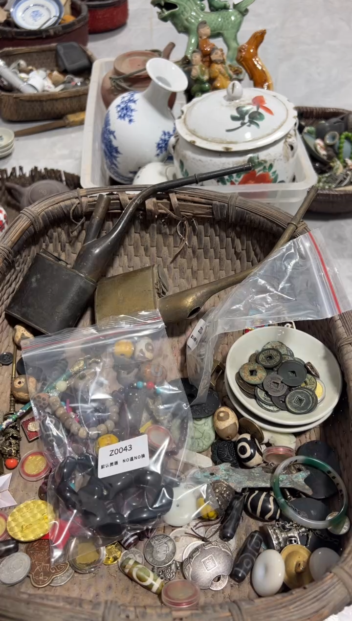 华*秒拍秒付闪购瓷铜摆件