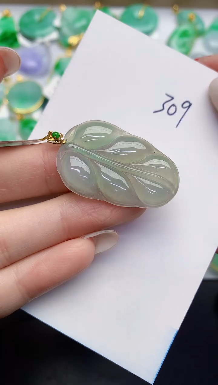 【闪购商品】翡翠颈饰18K金镶嵌000000000000
