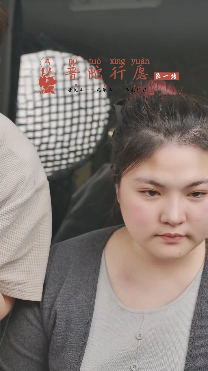 颈饰银S925镶嵌石榴石小**牛00000011