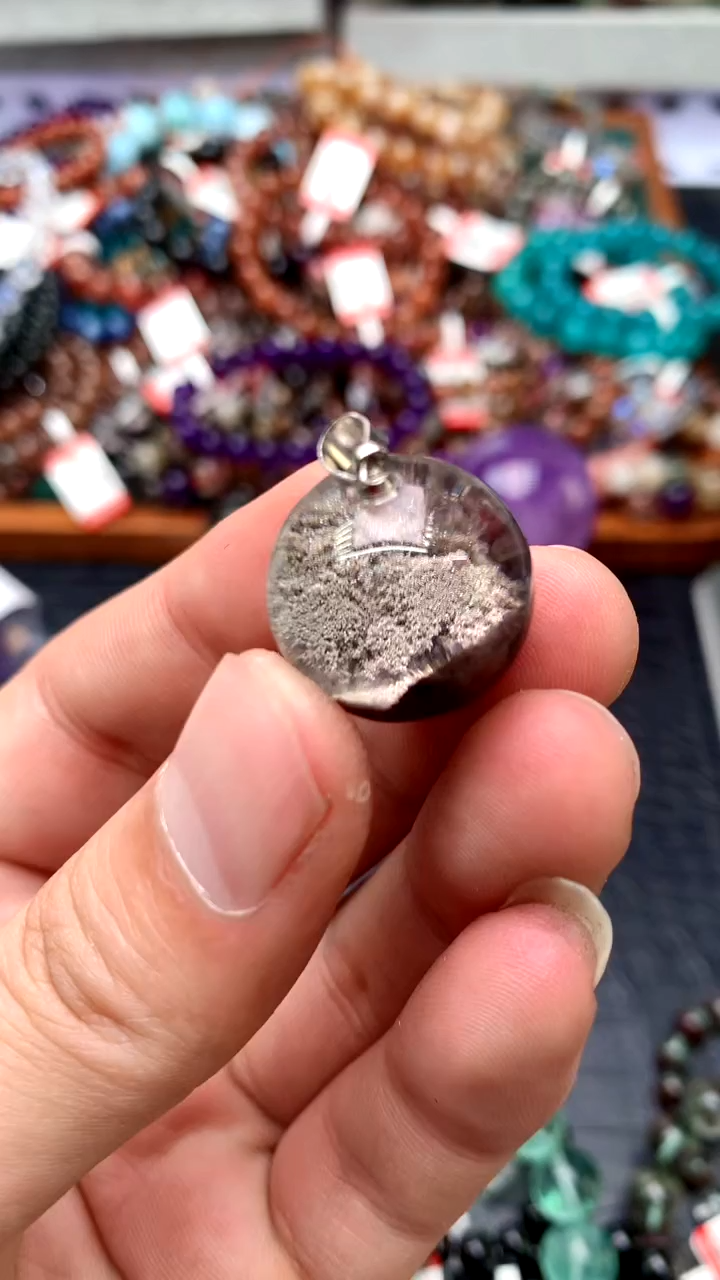 【闪购商品】水晶吊坠(赠链)合金69