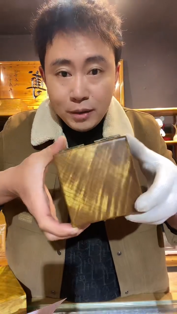 其他楠木（金丝楠）木制品小方盒（全乌木）140