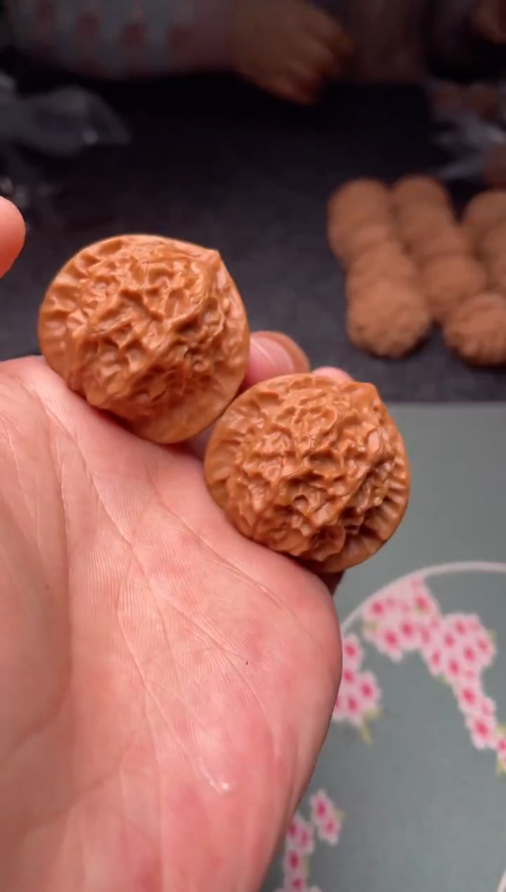 把件文玩核桃a205  瓷娃娃37尺