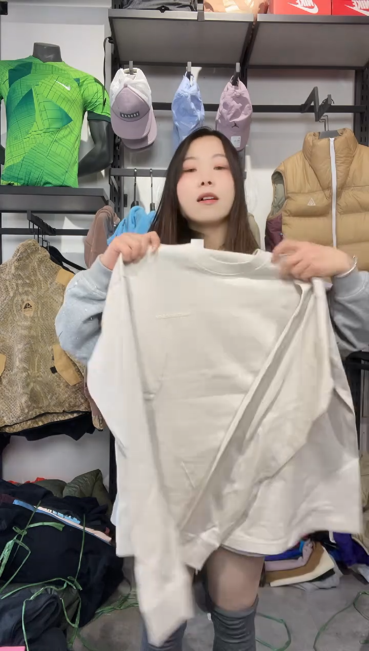 1201闪购编码  阿迪运动卫衣裤以直播间过款为准 尺码