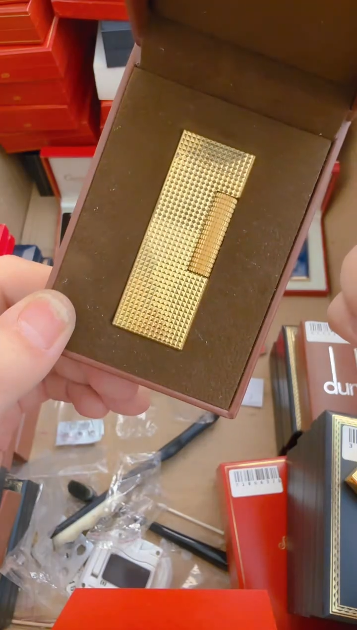 凌****2中古打火机闪购链接