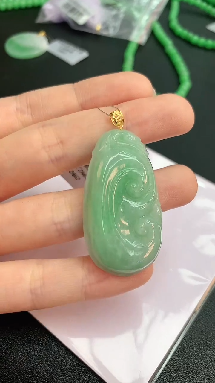 【闪购商品】翡翠颈饰18K金镶嵌赠礼盒证书  敏