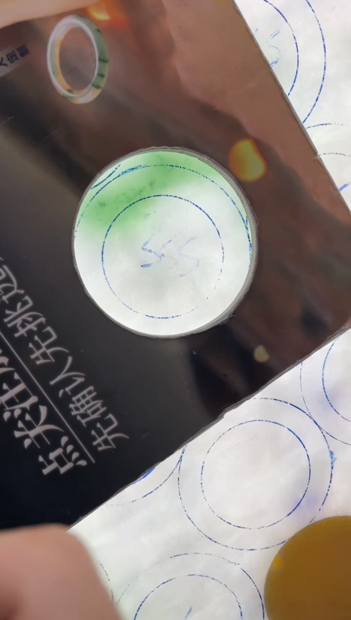 【闪购商品】定制翡翠手镯未镶嵌手镯DDQ/发一件