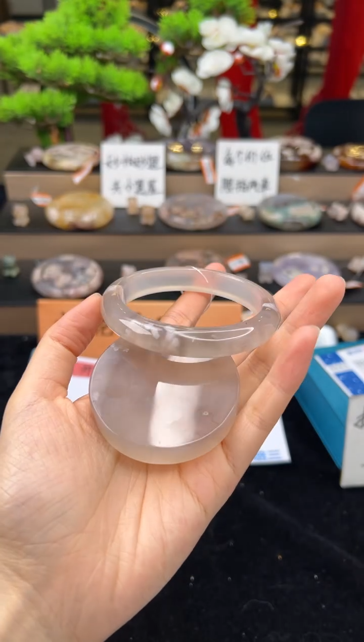 【闪购商品】石英质玉未镶嵌手镯58圈口（赠送镯心）642232