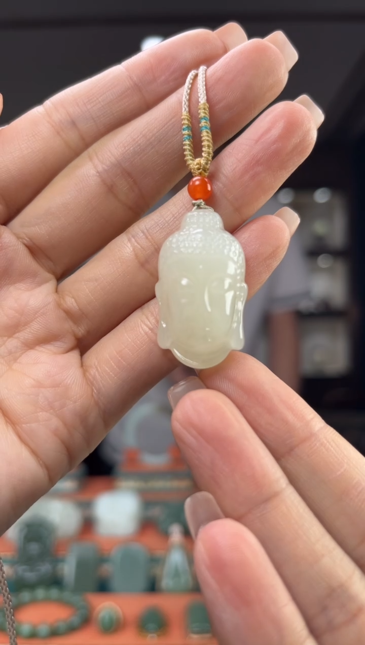 和田玉未镶嵌颈饰佩佩