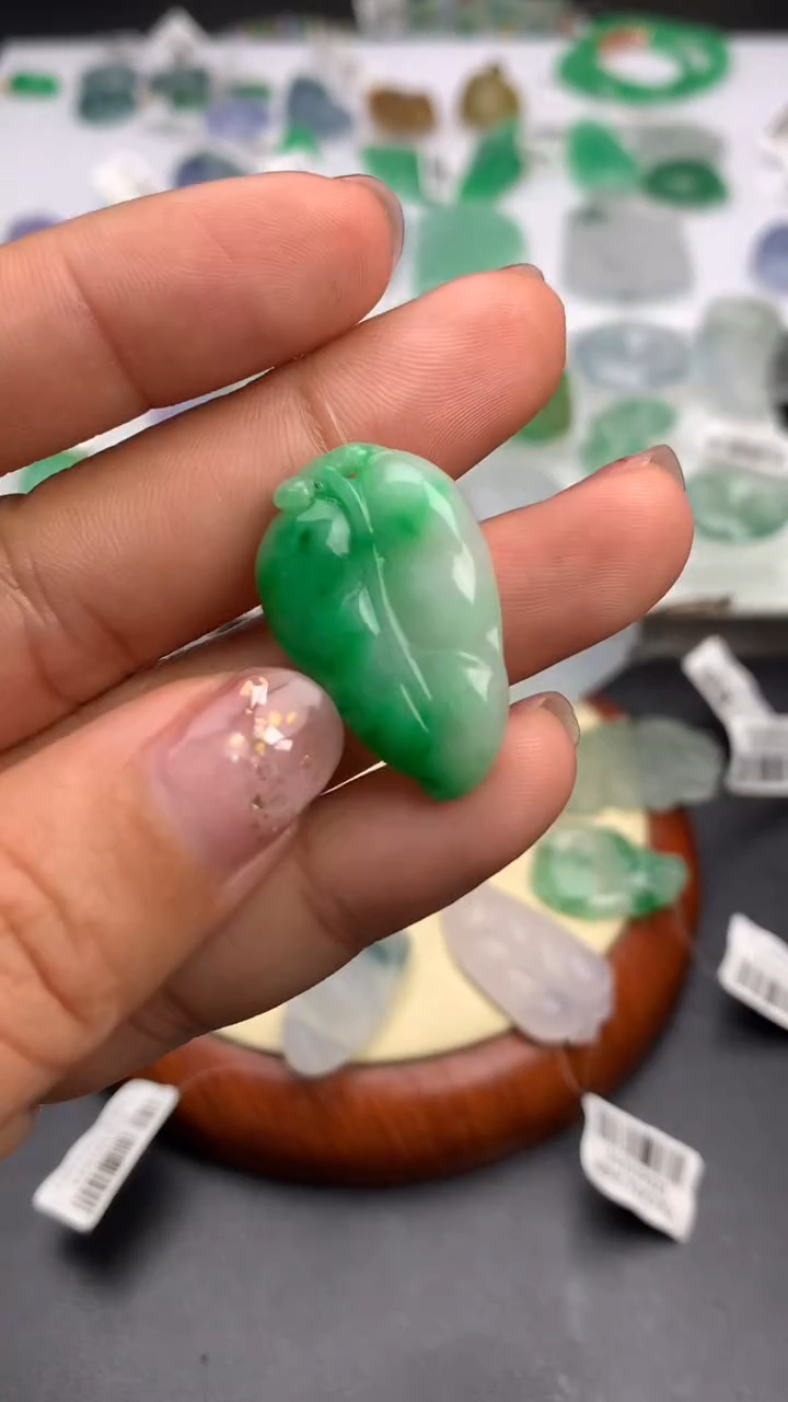 【闪购商品】定制翡翠未镶嵌            