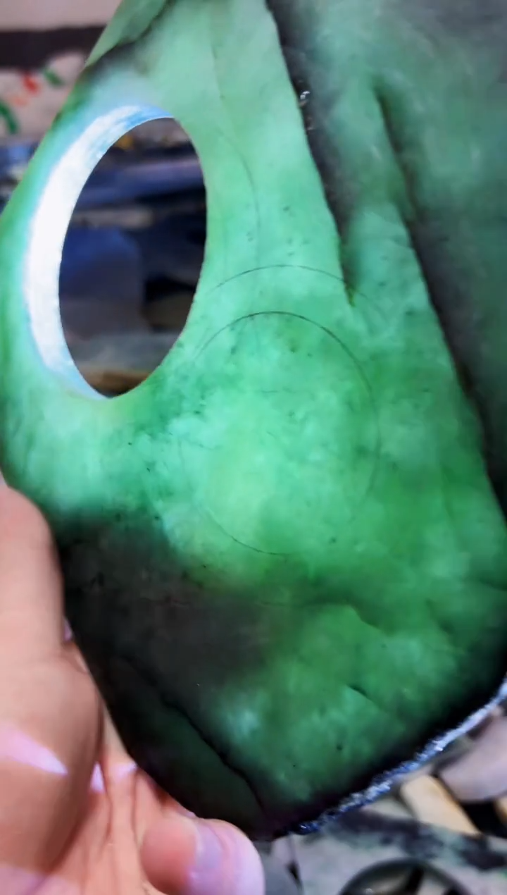 【闪购商品】翡翠颈饰未镶嵌A货白文1646