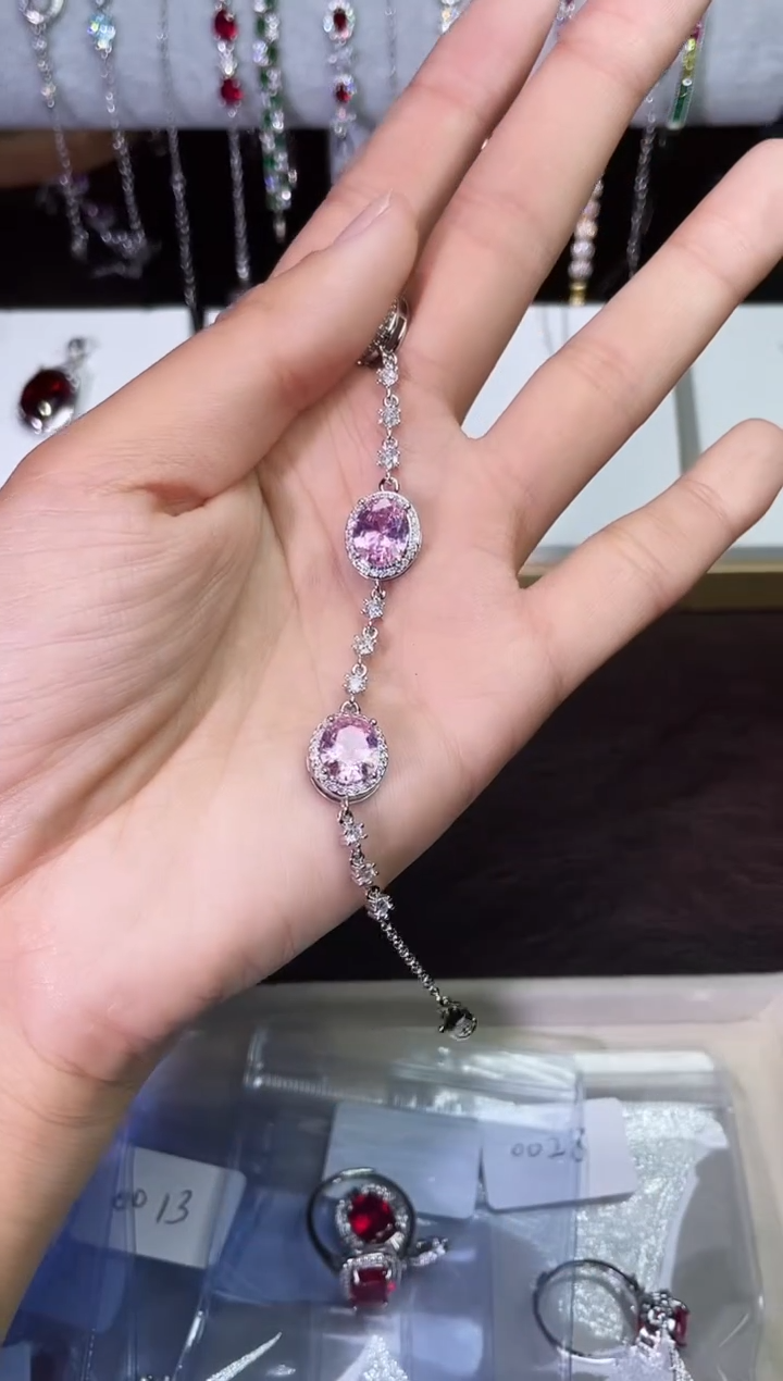 足铂镶嵌合成（培育）红宝石手链粉宝手链