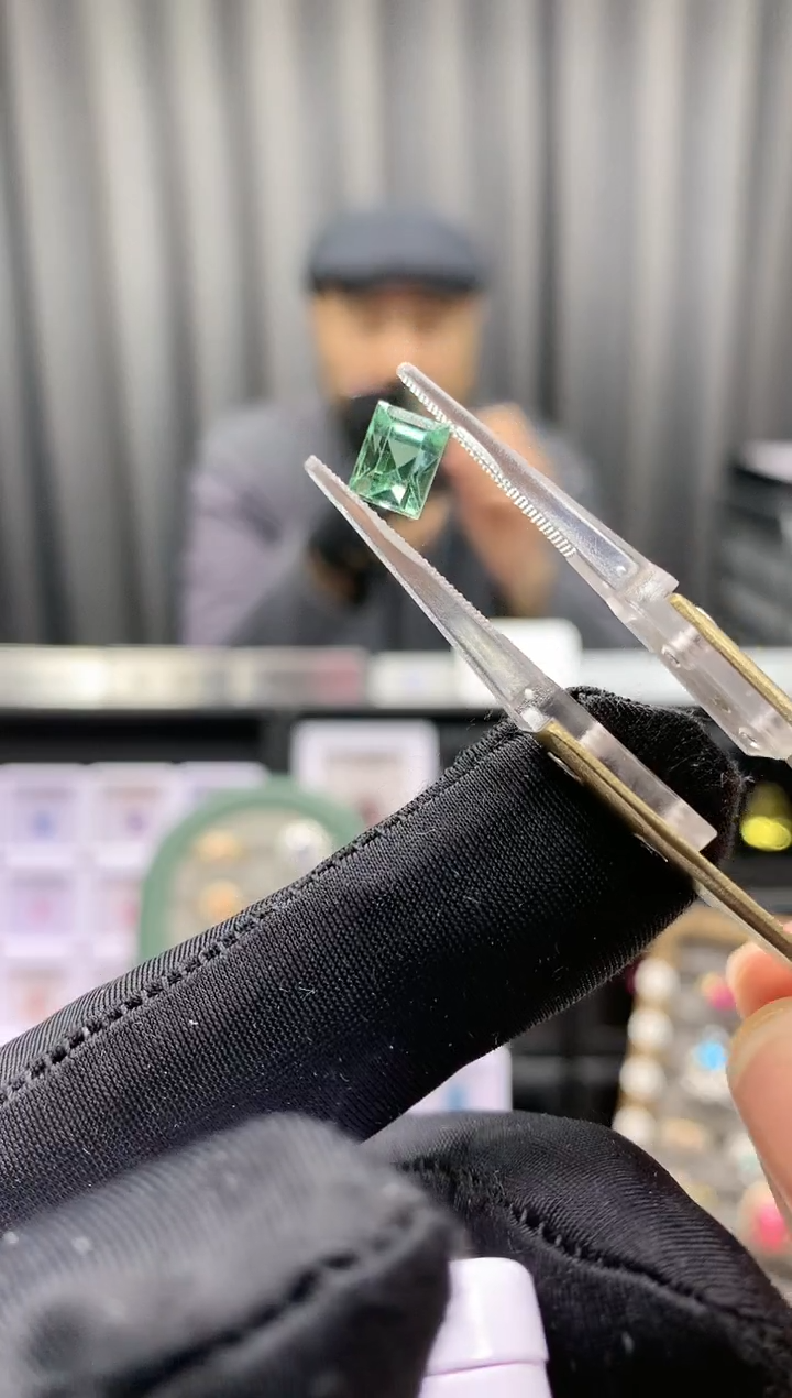 【闪购商品】碧玺裸石未镶嵌1.7ct 碧玺 8