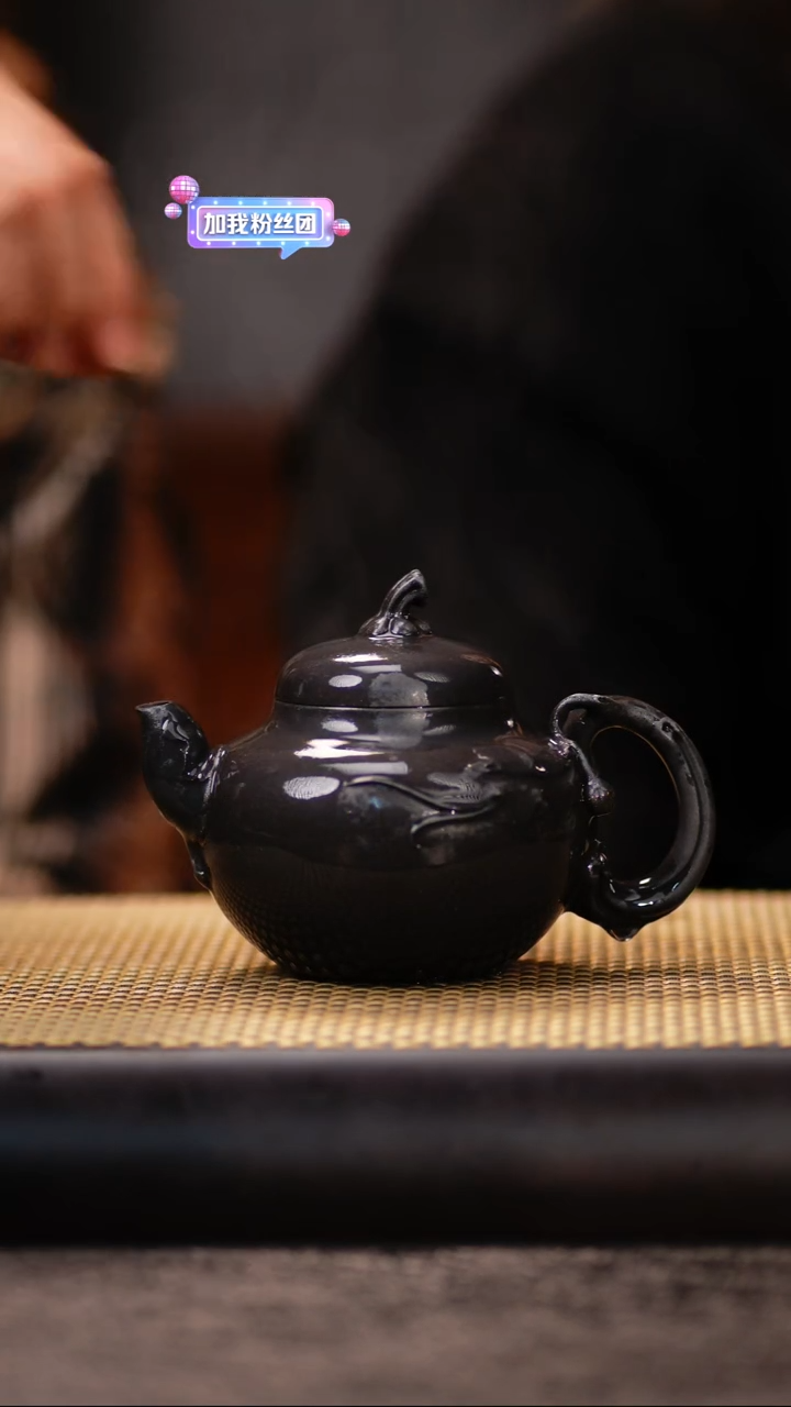 LJY84云雾天青茄瓜壶