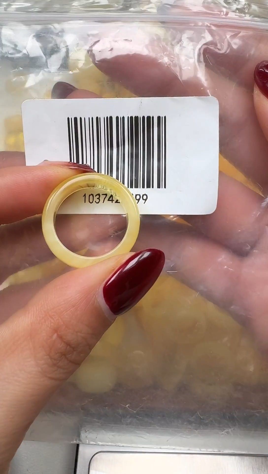 裸石琥珀未镶嵌如图