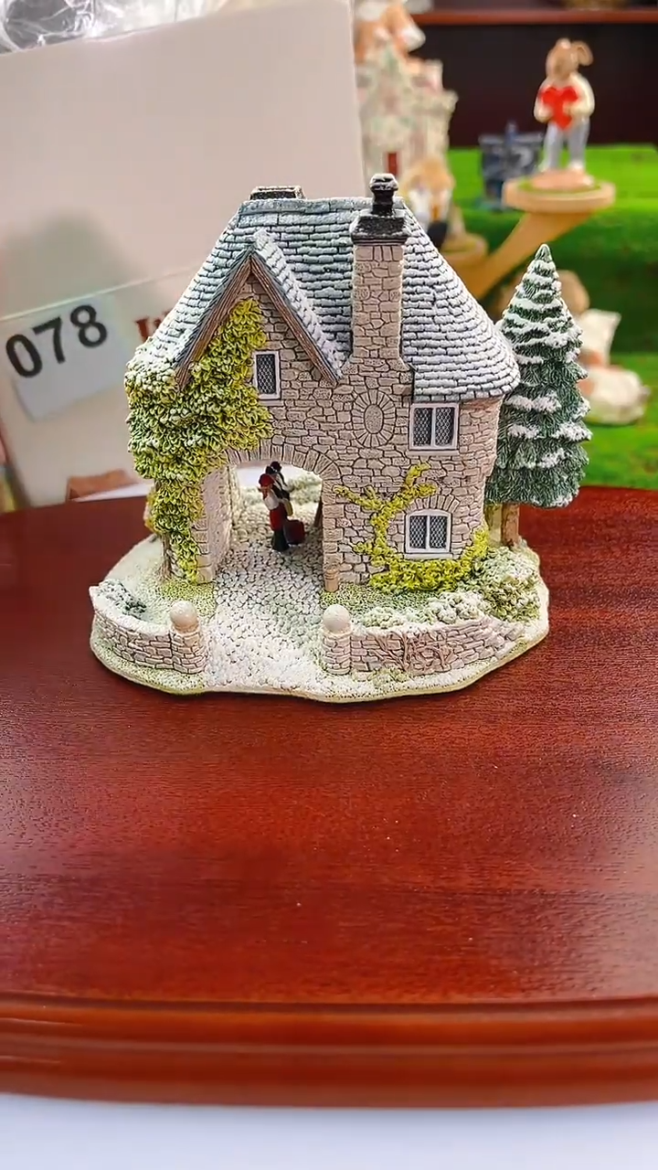 【闪购商品】紫砂茶宠Lilliput中古小房子078