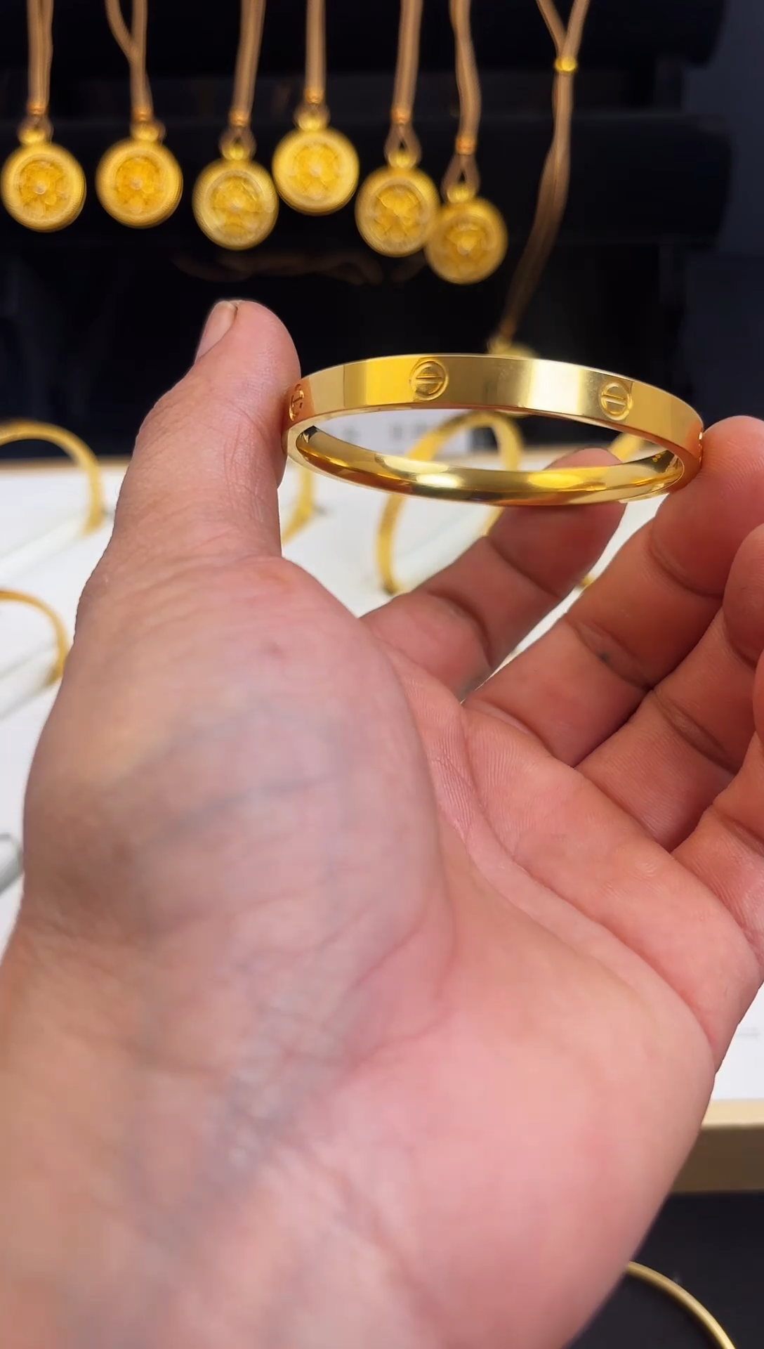 铜合金无卡家手镯