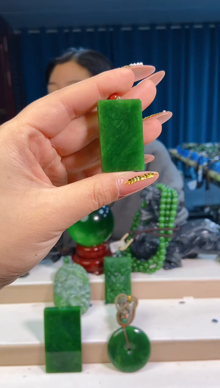 【闪购商品】和田玉挂件未镶嵌1