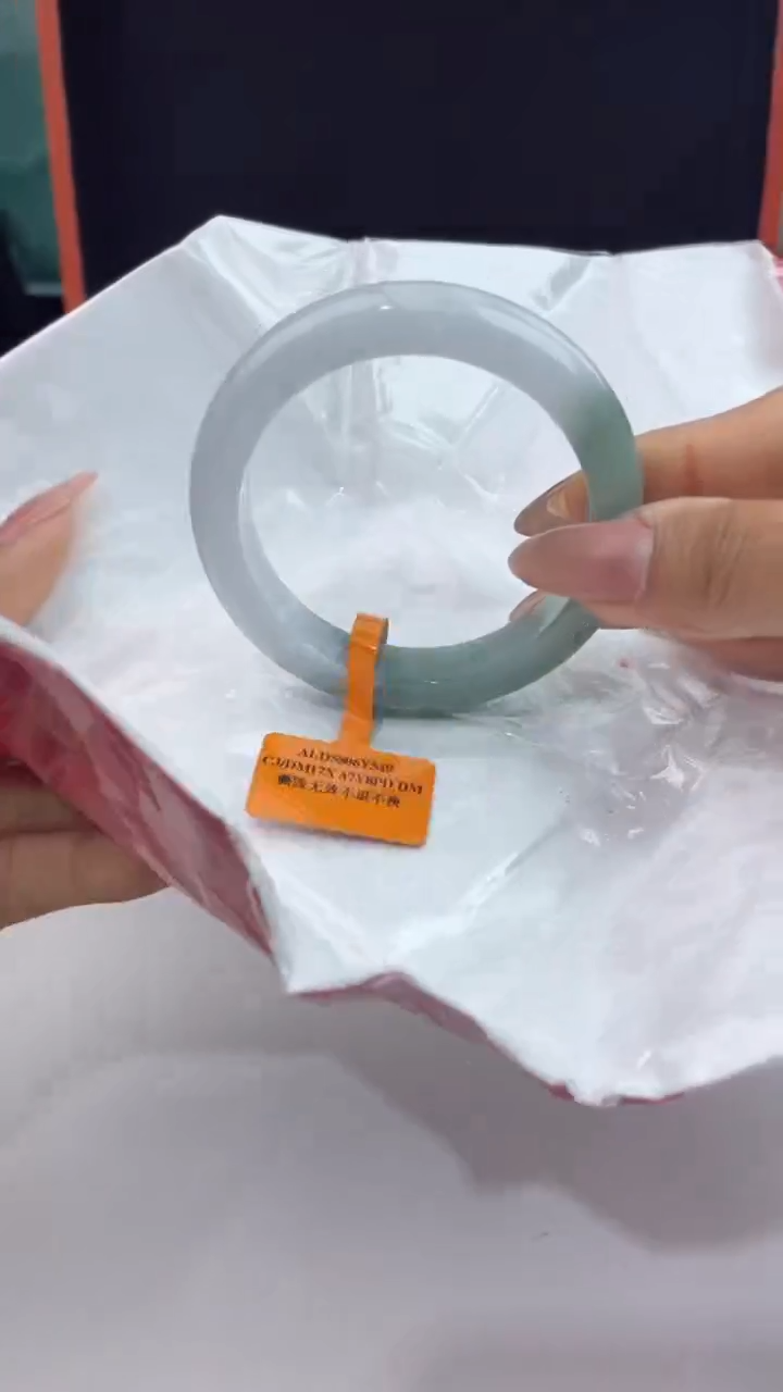 【闪购商品】翡翠手镯未镶嵌15翡翠手镯