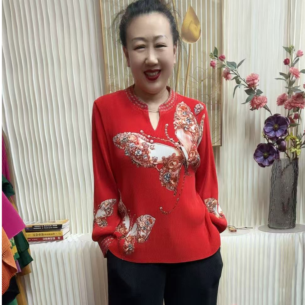 褶皱时尚蝴蝶印花v领小衫