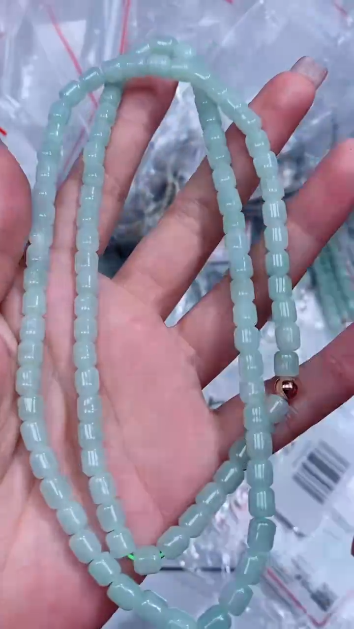 翡翠未镶嵌颈饰珠链