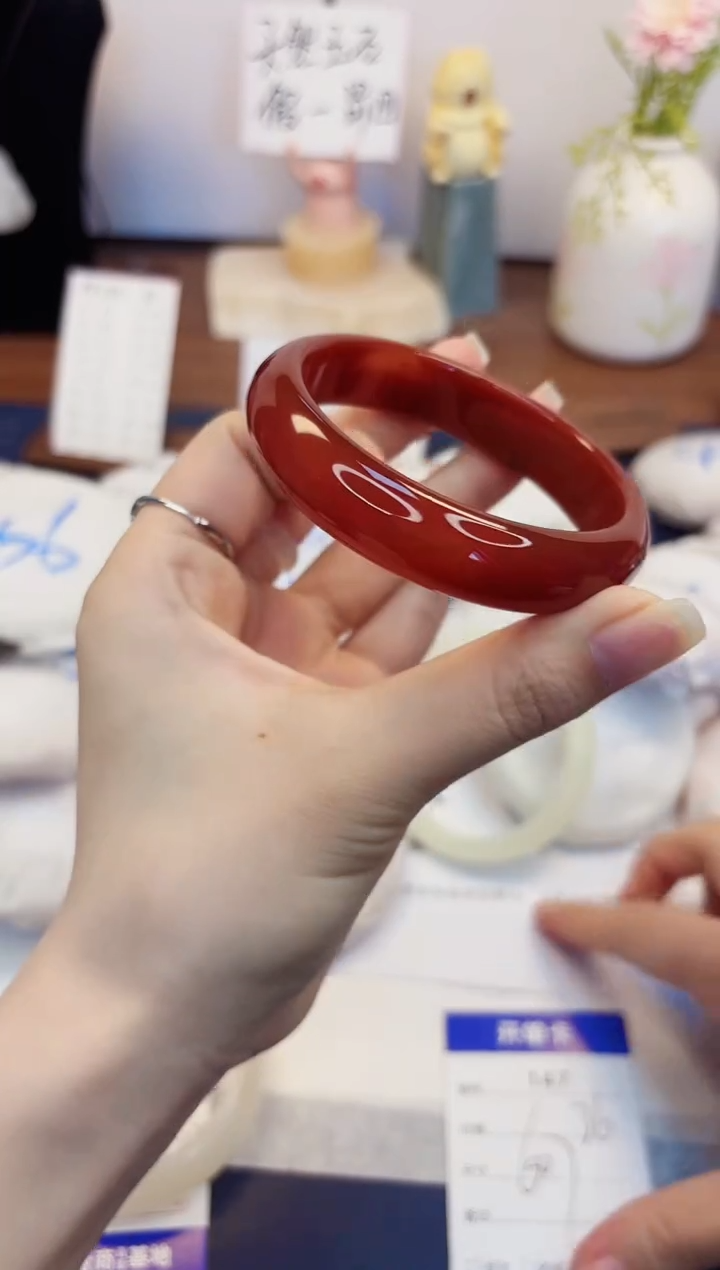 【闪购商品】石英质玉手镯未镶嵌147-玛瑙-圈口60