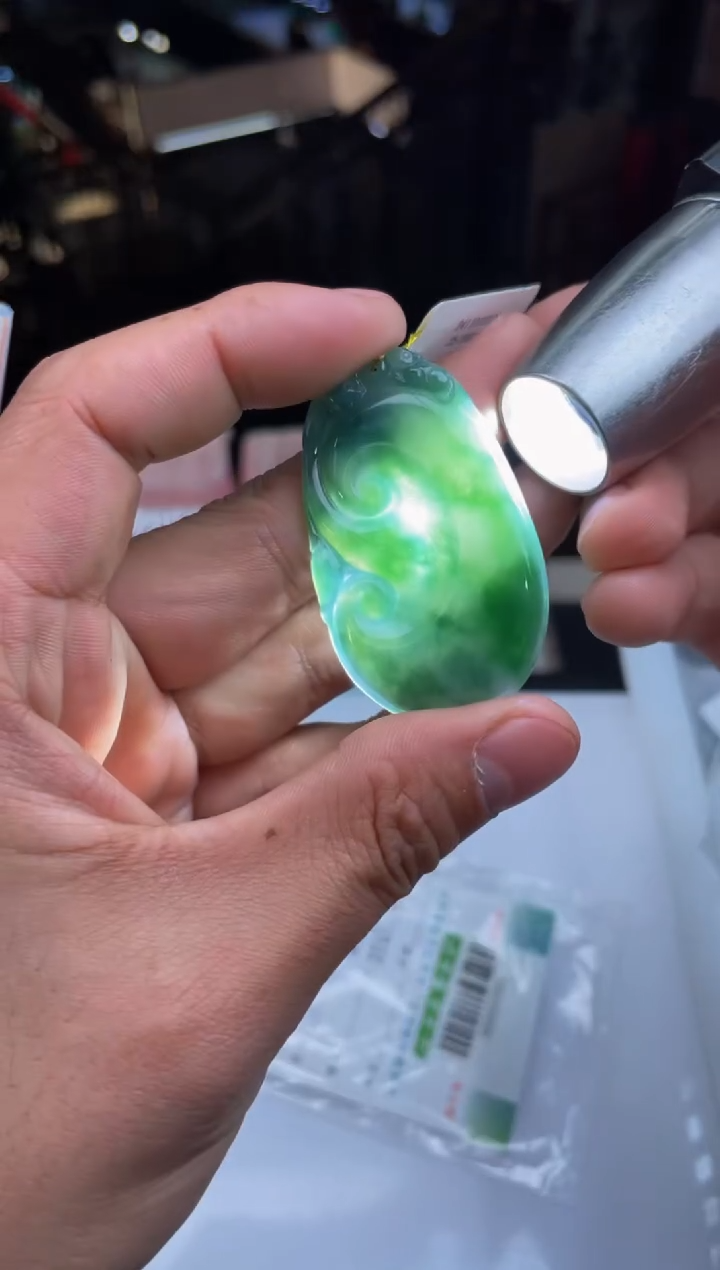 【闪购商品】定制翡翠未镶嵌30003395