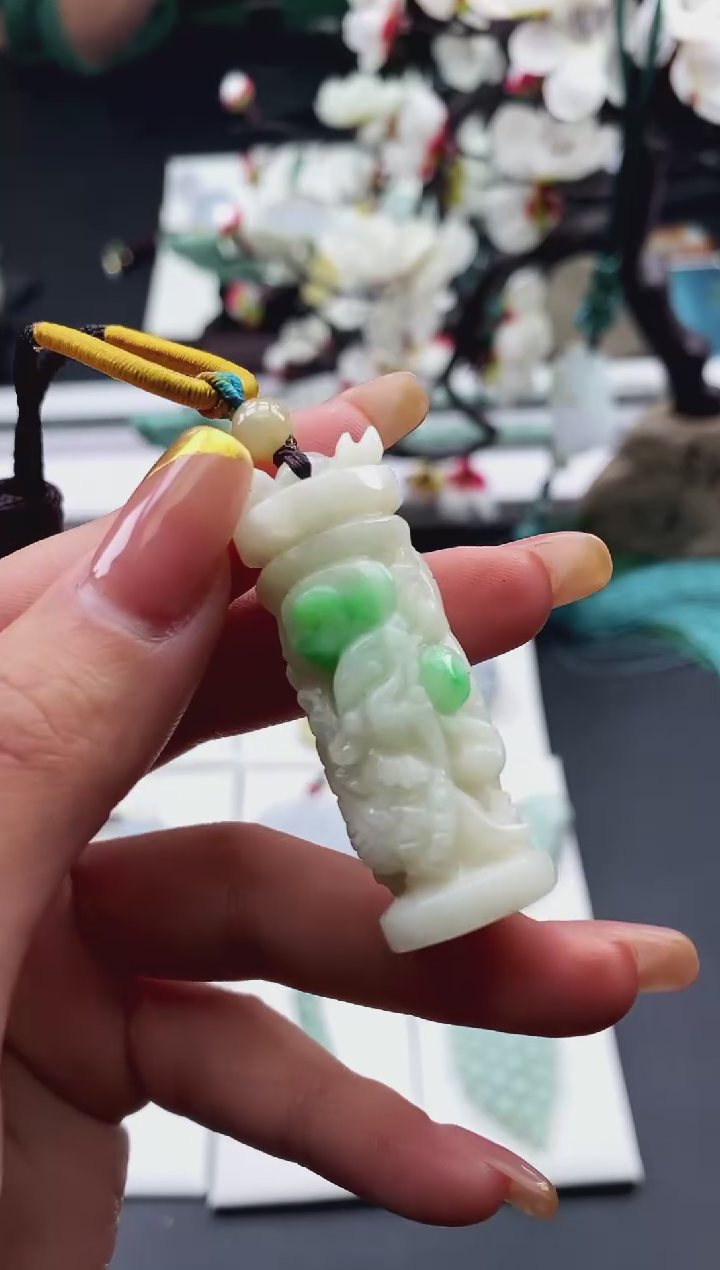 【闪购商品】翡翠颈饰未镶嵌天然缅甸A货翡翠