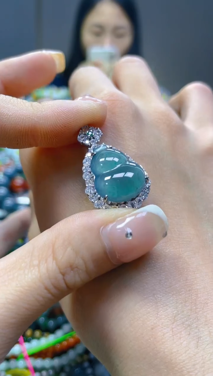 翡翠未镶嵌颈饰/L/翡翠A货一图一物