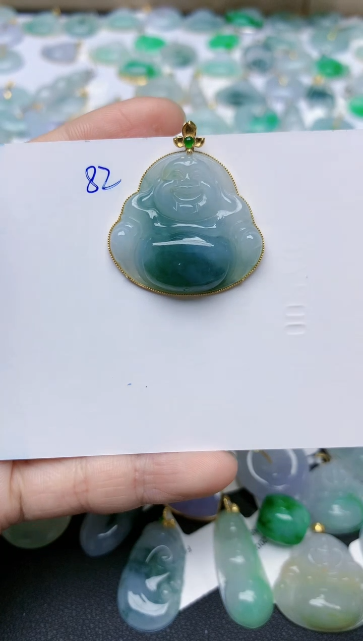 【闪购商品】翡翠颈饰18K金镶嵌天然翡翠A货    