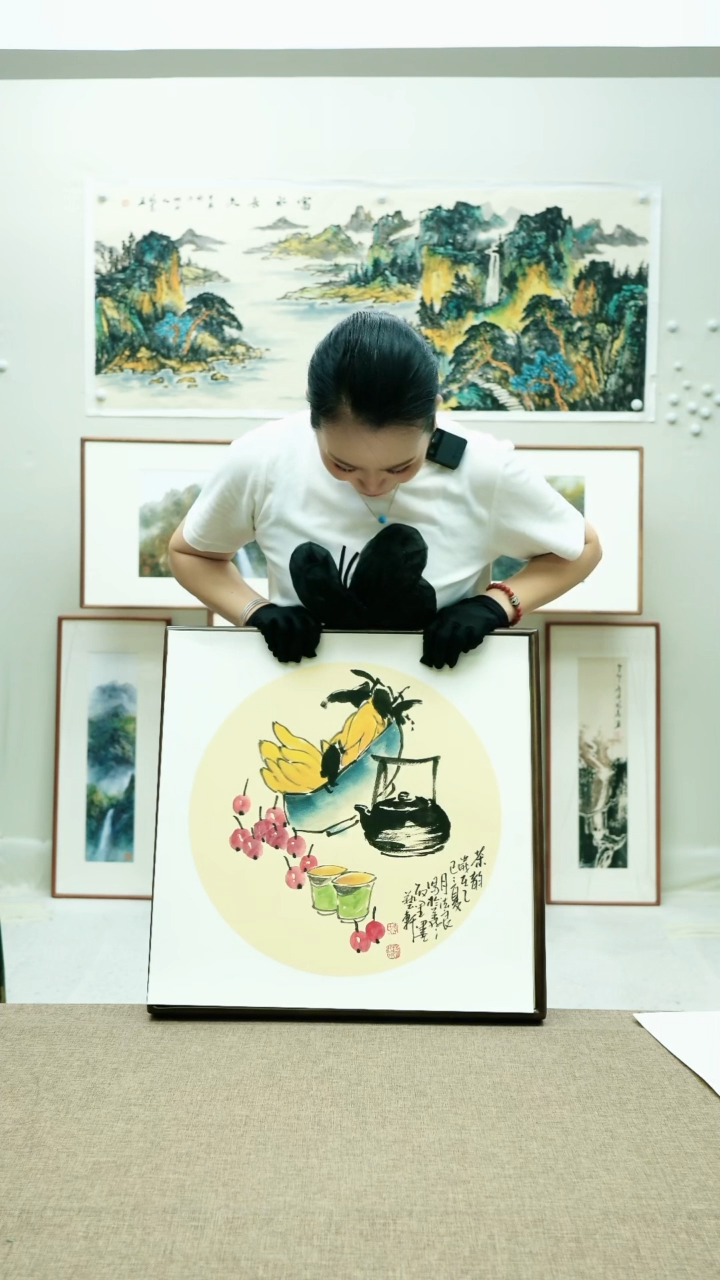 国画52*52李法良手绘花鸟带框