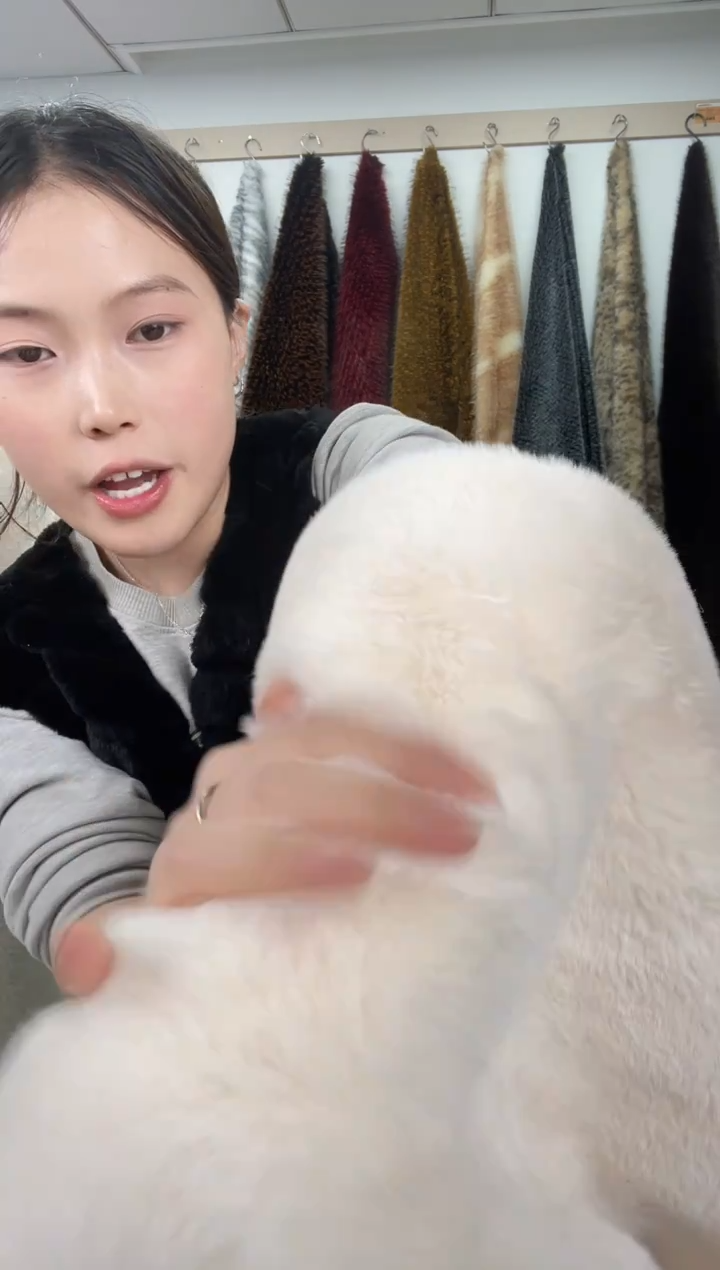 狐狸毛D179尺寸1.8*80公分