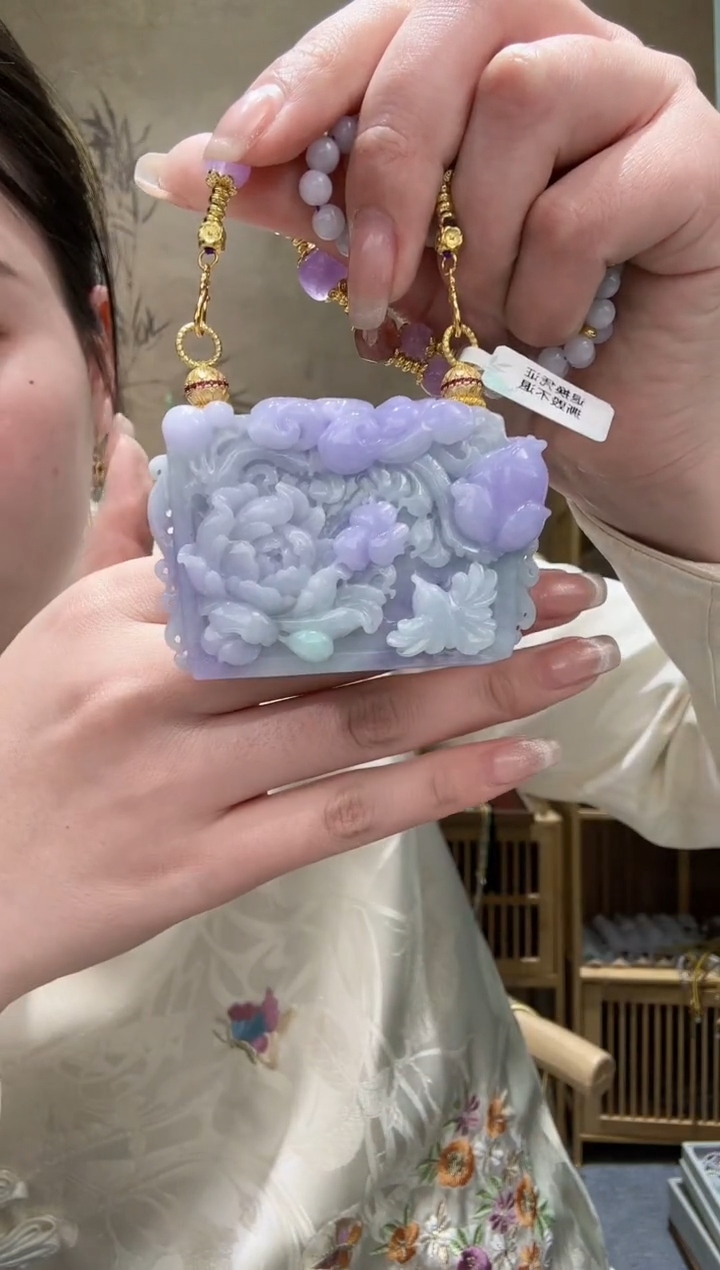 【闪购商品】翡翠颈饰未镶嵌吊坠