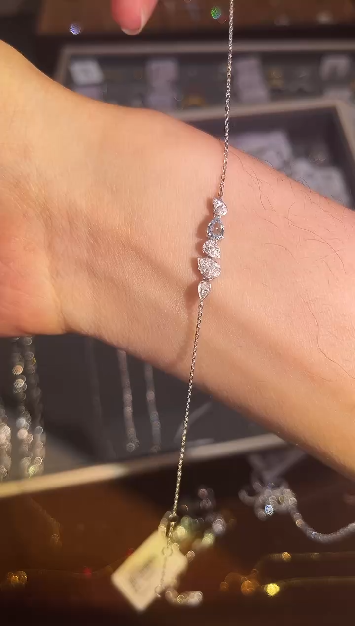 【闪购商品】海蓝宝石手链铂Pt950镶嵌海宝手链